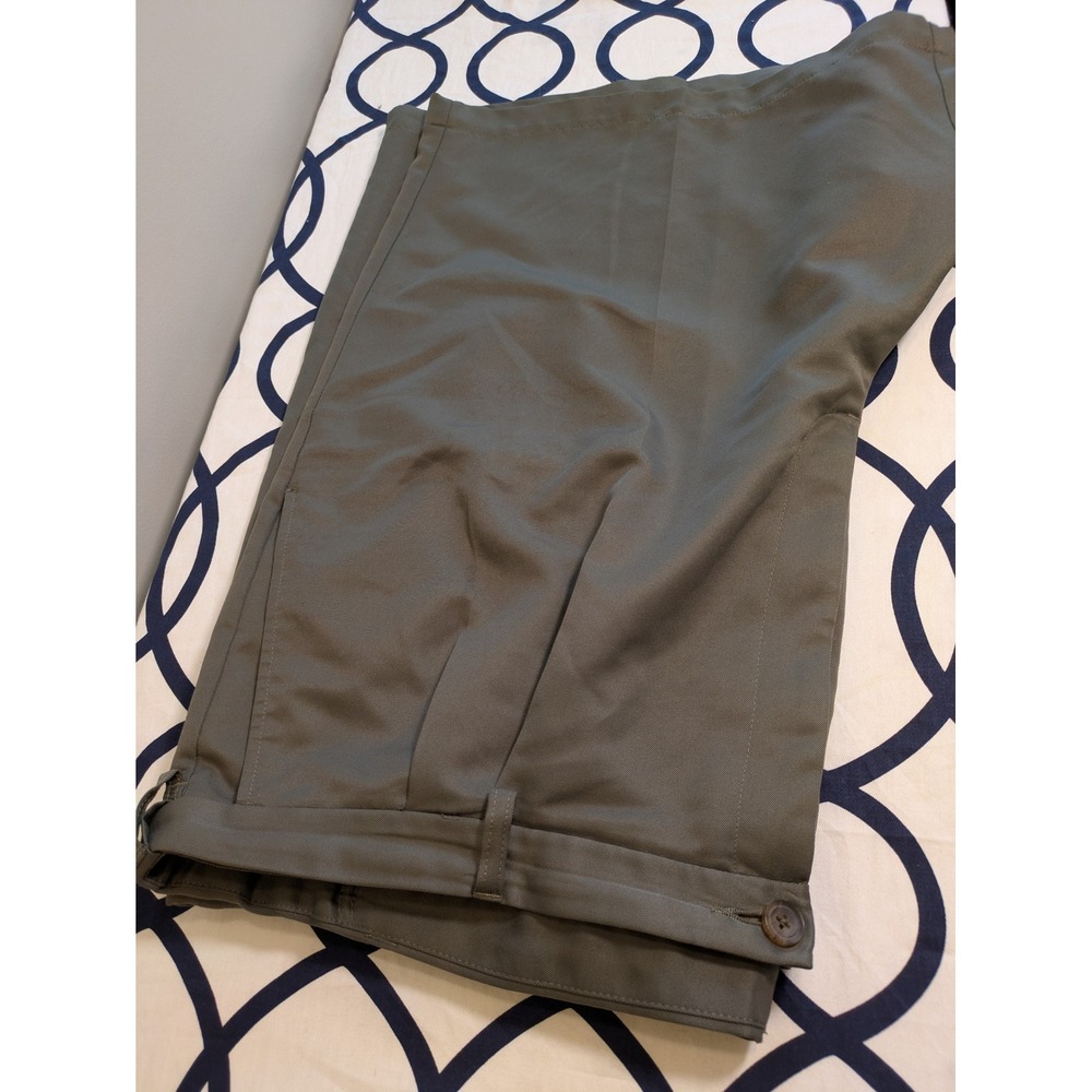 Haggar Clothing Co Mens Olive Green Dress Pants Trousers Size 48 Polyester